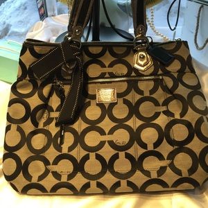 100% Authentic Coach bag!!!