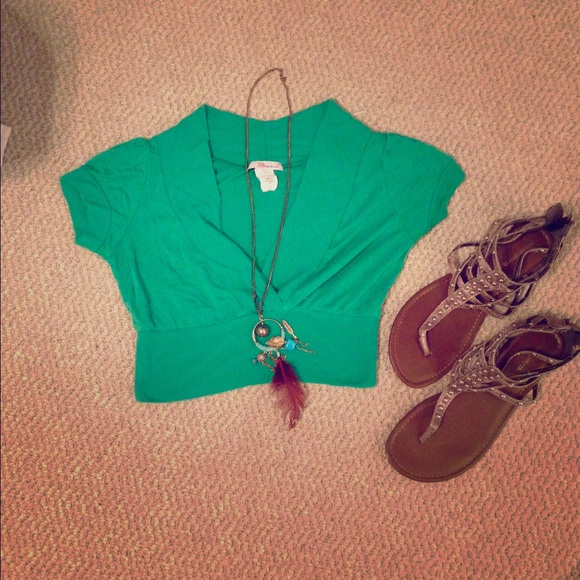Green crop top!