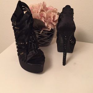Bebe black high heels