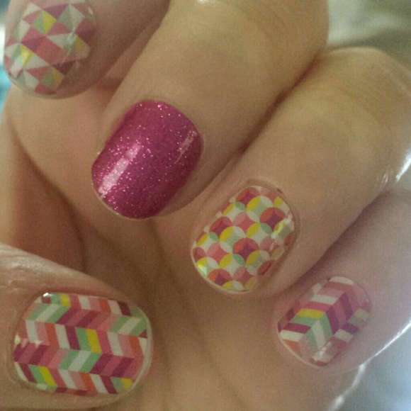CUTE nail wraps!