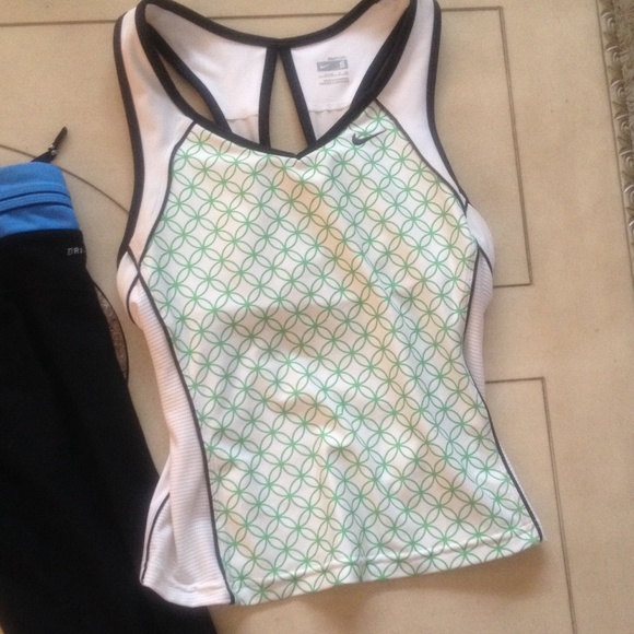 Nike bundle! - Picture 2 of 3