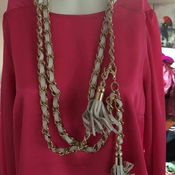 Necklace belt