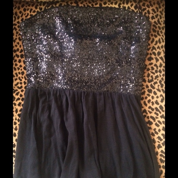 Ella Moss strapless sequin peplum top
