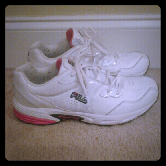 Women's Fila shoes