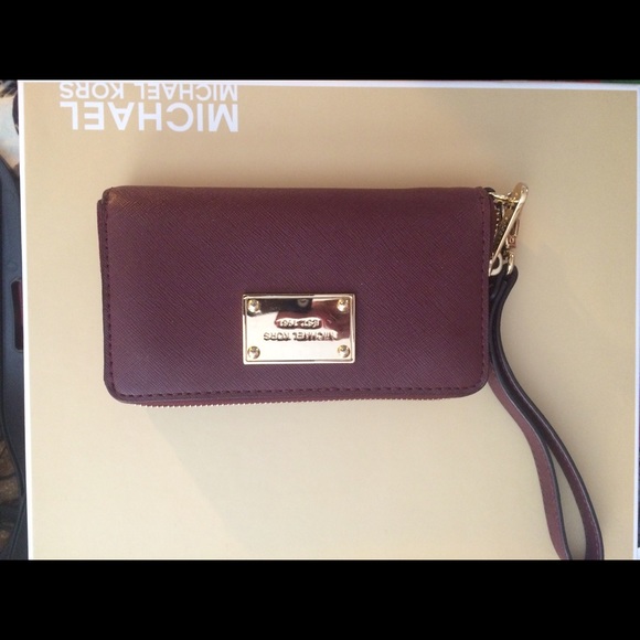 MK Wristlet