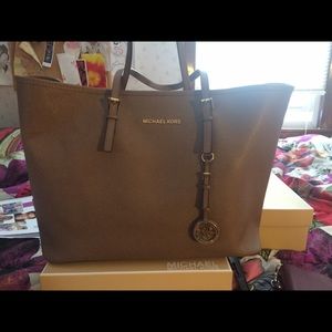 MK medium travel tote (largest size)
