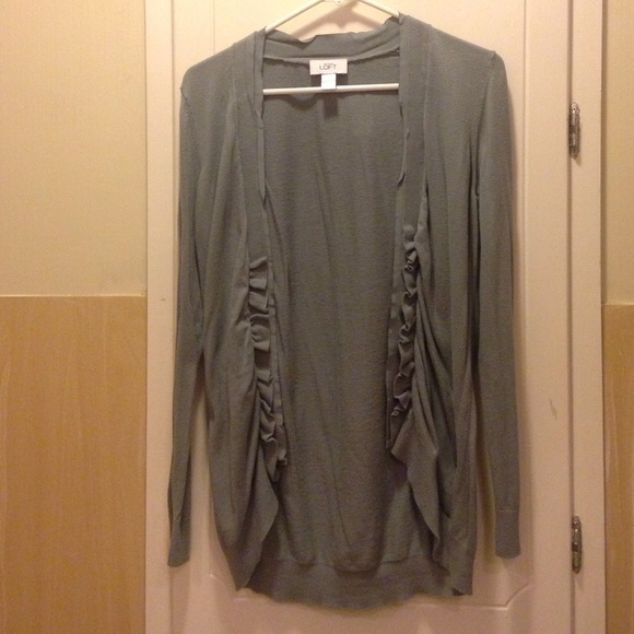 Ann Taylor Sweaters - Ann Taylor LOFT cardigan