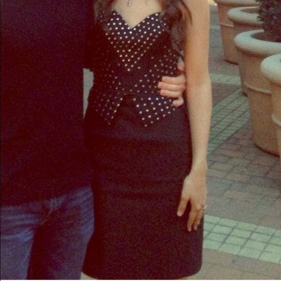 JOVANI - Picture 2 of 2