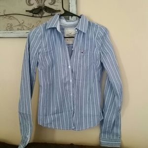 Women's Hollister button up