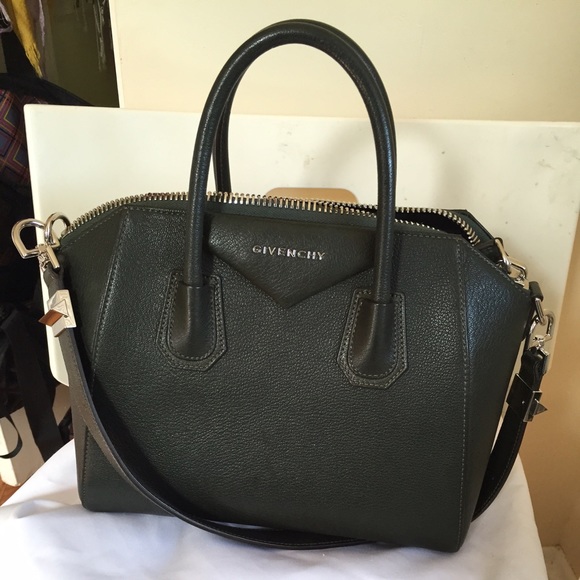 Givenchy Antigona small dark dark green