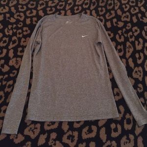 Nike dri fit grey size small tee shirt long sleeve