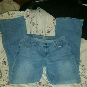 American eagle jeans!