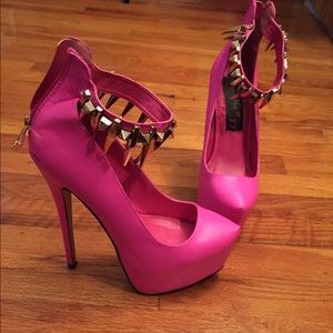 Pink heels