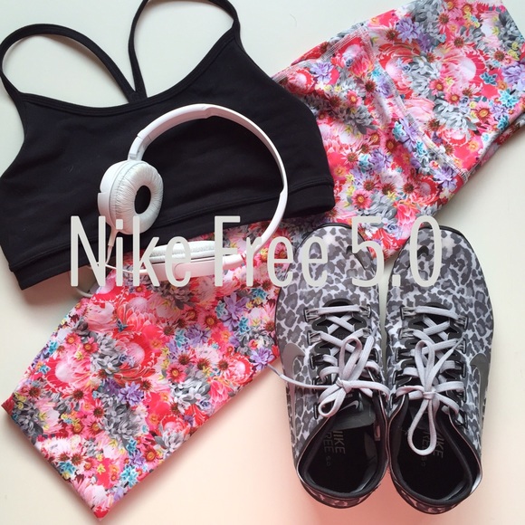 Nike Shoes - Nike Free TR Connect 2 leopard training shoes