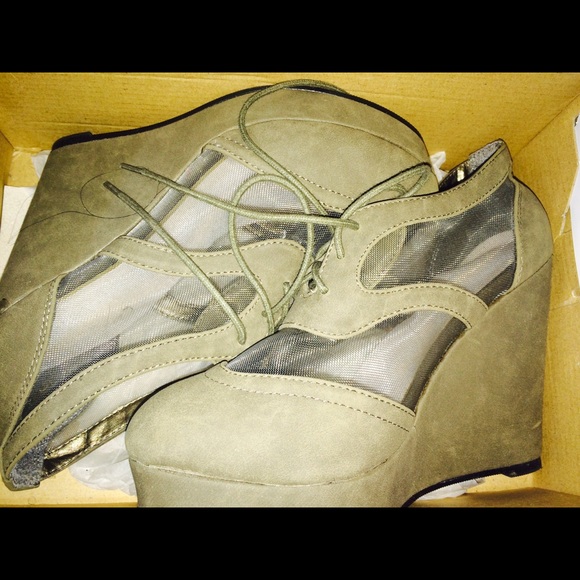 Mesh Wedges