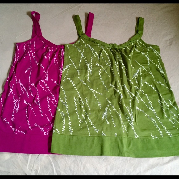 Bundle of Two Tank Tops XL Sonoma