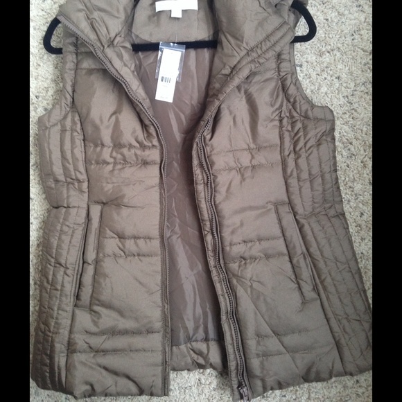 Gold color puffer vest