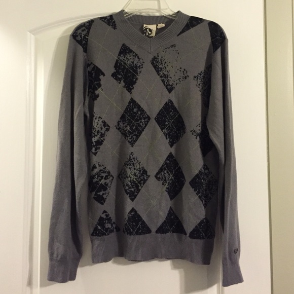 MEN'S Hurley argyle sweater.