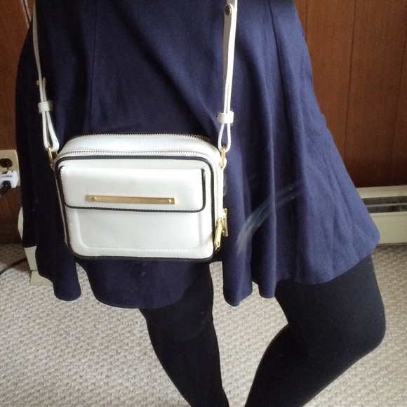 💯 Authentic Brhamin White Small Crossbody