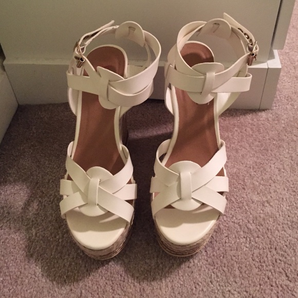 JustFab White Wedges Size 7