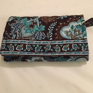 💙NWOT Vera Bradley wallet💙
