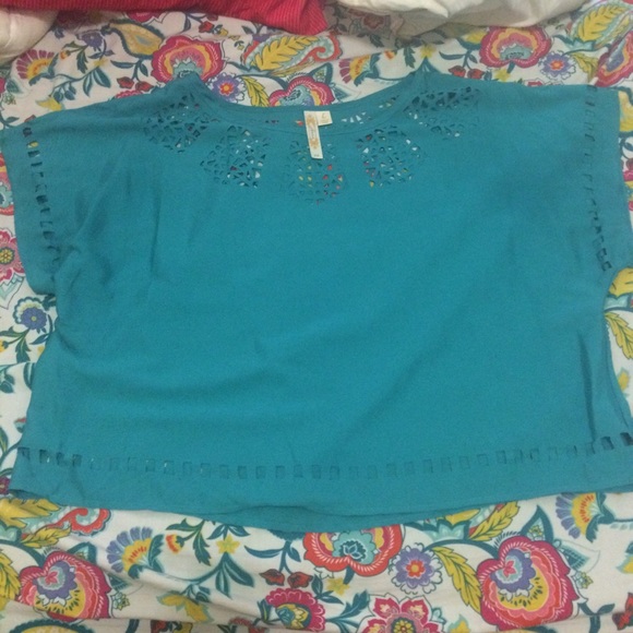 Adiva Teal Boxy Lazer Cut Top