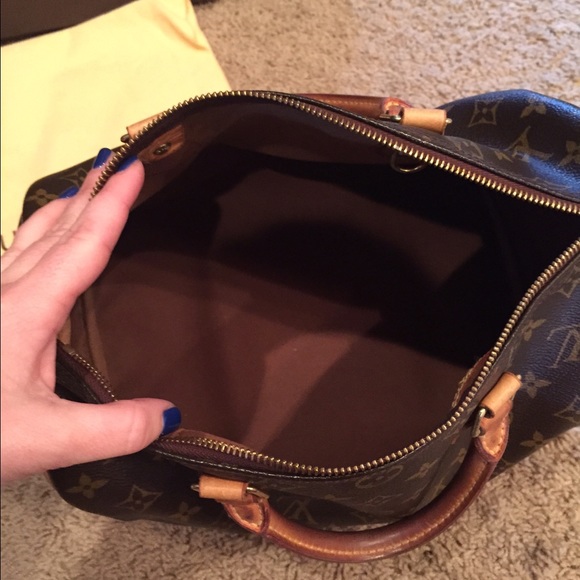 SOLD!! Louis Vuitton Speedy 30 Mono. Authentic. - Picture 2 of 4