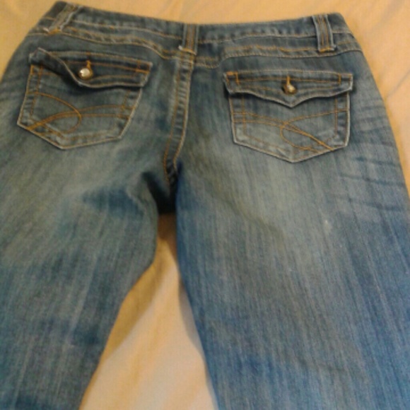 Jeans - Picture 2 of 4