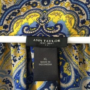 Saturday Night Only Sale! Ann Taylor 🌼Silky Top