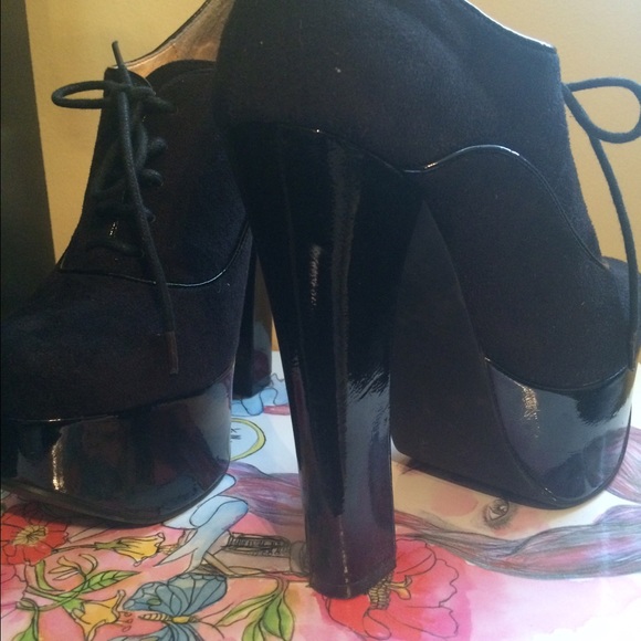 Platform booties! - Picture 4 of 4