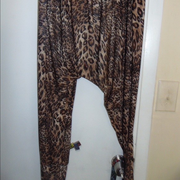 Mc hammer pants - Picture 2 of 2