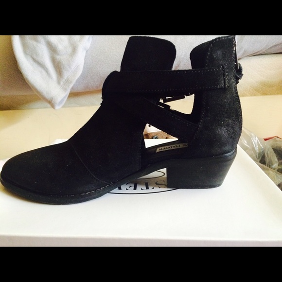 Black Steve Madden boots