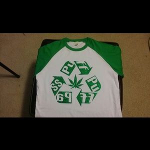 420 baseball tee never worn