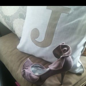 Cute Heels Coming Thru !!!