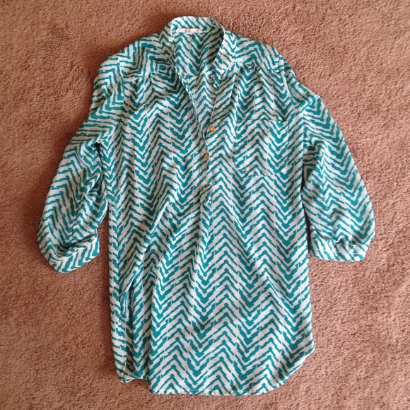 Baggy dress shirt