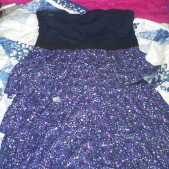 Express Medium Dark Purple Flower Strapless Dress