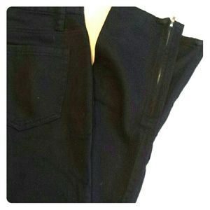 Black ankle zip jeans