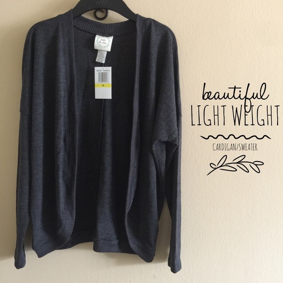 NWT Top & Cardigan Set - Picture 3 of 4