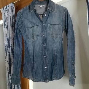 Fitted Jean shirt