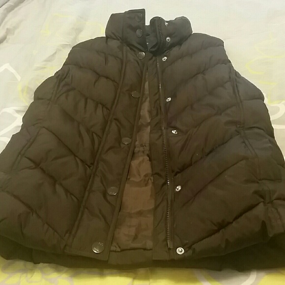 Vest - Picture 2 of 3