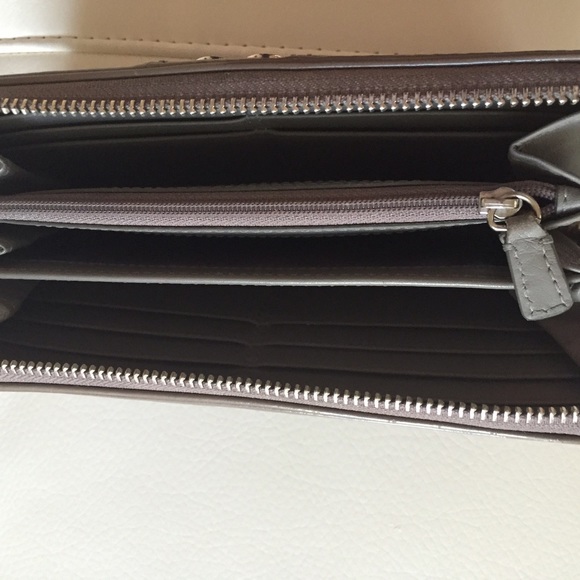 Coach Patent Leather Zipper Wallet - Picture 3 of 4
