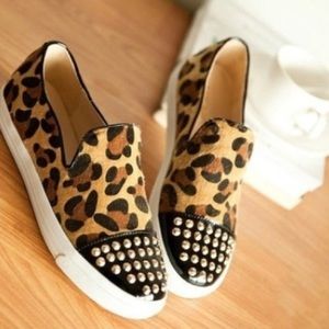 Shoes size 5 cheetah print with stones
