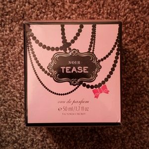 NIB Victorias Secret Noir Tease 1.7 fl oz