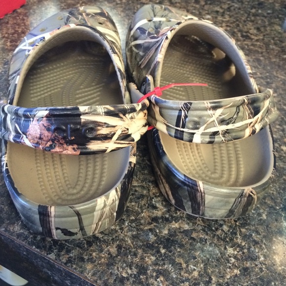Crocs - Picture 2 of 4