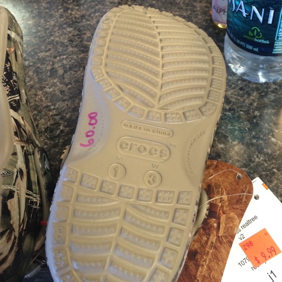 Crocs - Picture 3 of 4