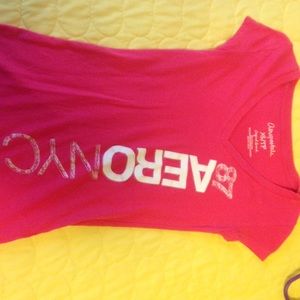 V logo graphic tee, used once