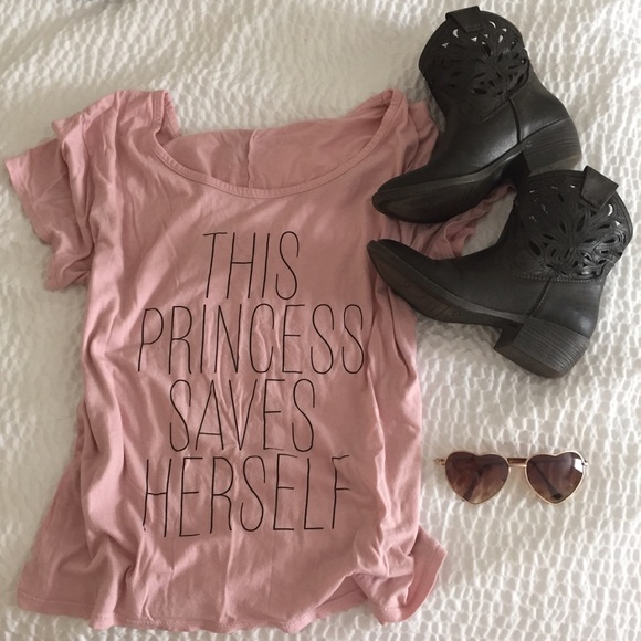 Tops - 'This Princess Saves Herself' Tshirt
