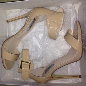 Nude Steve Madden