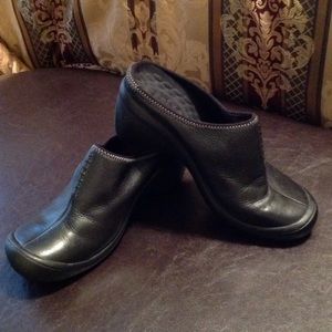 Women's Privo Black Clogs