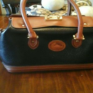 Dooney & Bourke  look bag